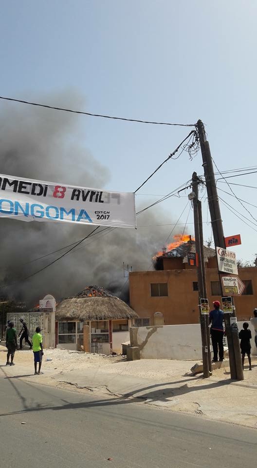 PHOTOS - Incendie à Saly: Un restaurant part en fumée
