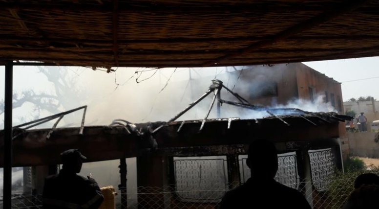 PHOTOS - Incendie à Saly: Un restaurant part en fumée