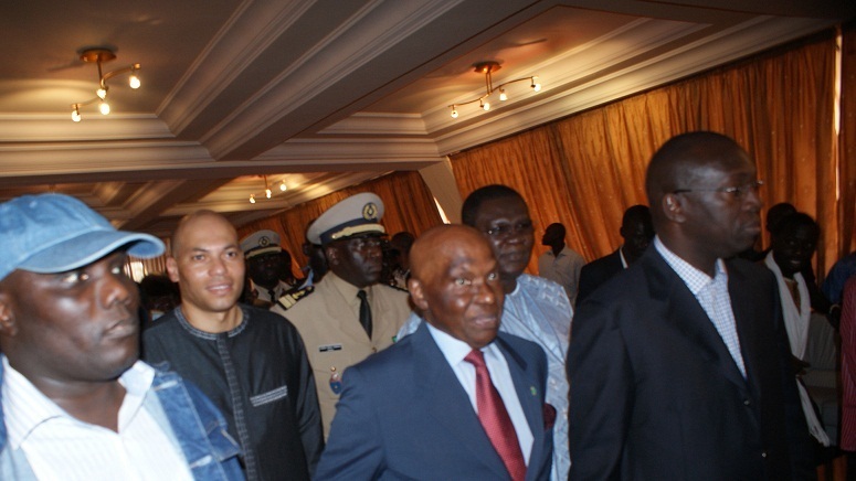 Législatives 2012: les listes introuvables, les états majors dans l'angoisse des investitures Législatives 2012: les listes introuvables, les états majors dans l'angoisse des investitures