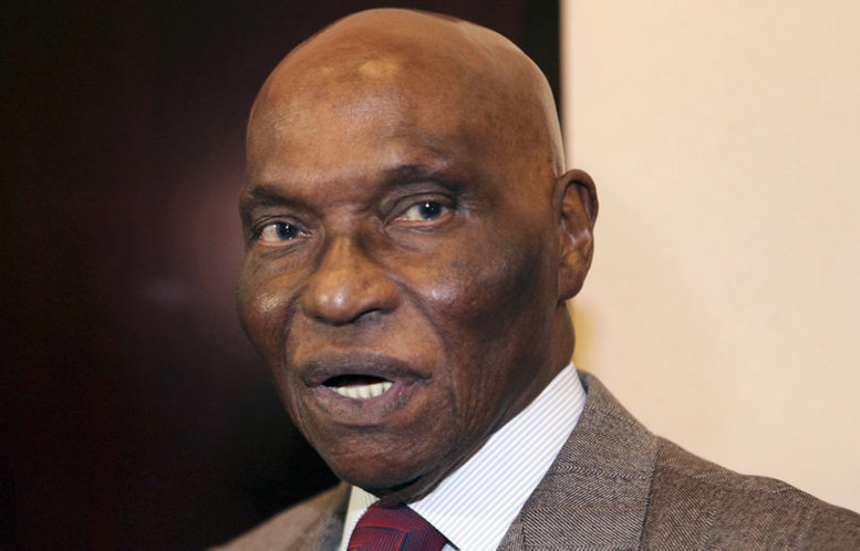 Abdoulaye Wade "a remis illégalement des milliers de terres à des multinationales", révèle l’économiste suisse, Jean Ziegler Abdoulaye Wade "a remis illégalement des milliers de terres à des multinationales", révèle l’économiste suisse, Jean Ziegler