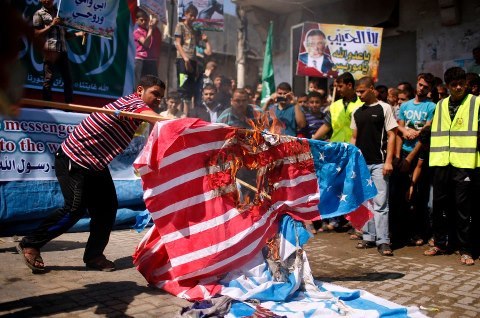 Manifestations contre le film anti-islam: six morts dans les violences