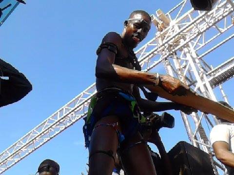 Images Meeting Direct: Yawou Dial dans ses oeuvress Images Meeting Direct: Yawou Dial dans ses oeuvress