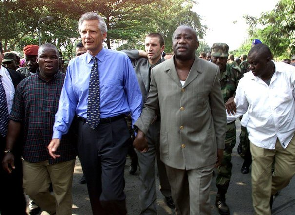 692231_ivory-coast-s-president-laurent-gbagbo-c-right-and-french-foreign-minister-dominique-de-villepin.jpg
