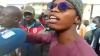 Tribunal de Dakar :  empêchés d'entrer dans la salle d'audience, des militants de Sonko frustrés