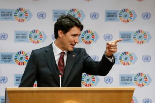 Burkini : le Premier ministre canadien Justin Trudeau défend le droit d'en porter