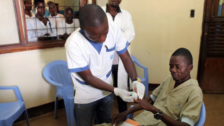 Santé: de l'argent pour réformer les systèmes de soins en Afrique Santé: de l'argent pour réformer les systèmes de soins en Afrique