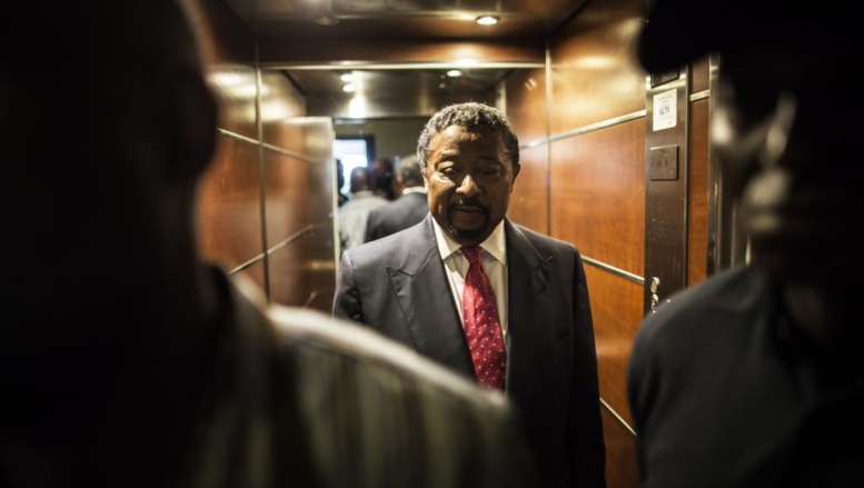 Gabon: Jean Ping se dit à nouveau victorieux lors d'une allocution à son QG