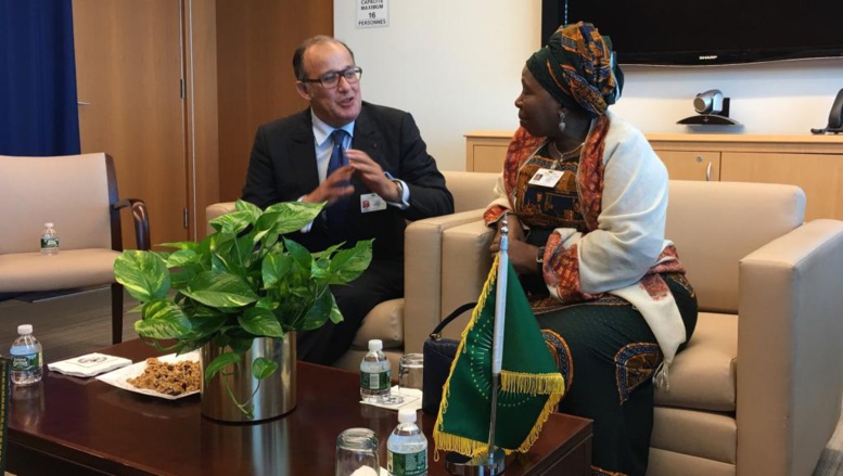 Le Maroc demande officiellement son adhésion à l'Union africaine Le Maroc demande officiellement son adhésion à l'Union africaine