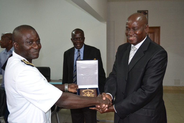 Visite du Contre-amiral Momar Diagne, Chef d’Etat-major de la Marine nationale, à Yérim Thioube, Dg de l’ANAM Visite du Contre-amiral Momar Diagne, Chef d’Etat-major de la Marine nationale, à Yérim Thioube, Dg de l’ANAM