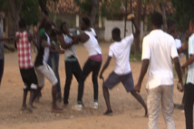 APR/Thiès : Bataille rangée entre les partisans de Siré Dia et de Thierno Alassane Sall fait plusieurs blessés APR/Thiès : Bataille rangée entre les partisans de Siré Dia et de Thierno Alassane Sall fait plusieurs blessés