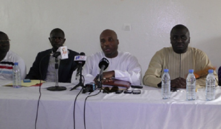 Pétition JDS – Départ des socialistes du gouvernement et de BBY: Barthélémy Dias donne l’exemple