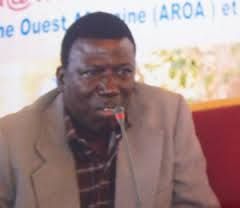 «Macky 2012» dit halte: «Nous ne pouvons pas continuer à cautionner la promotion de la transhumance au détriment du mérite»