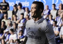 Sir Alex Ferguson : "Il n’y a personne de mieux que Cristiano Ronaldo pour le Ballon d’Or" Sir Alex Ferguson : "Il n’y a personne de mieux que Cristiano Ronaldo pour le Ballon d’Or"