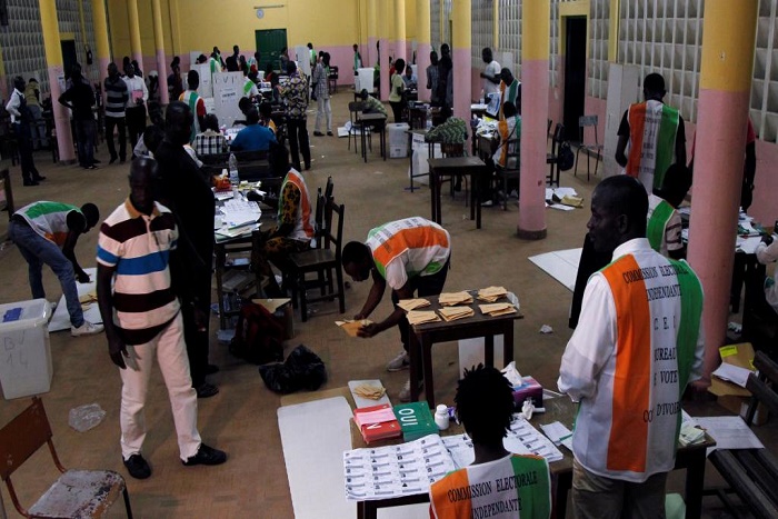 Côte d’Ivoire: la nouvelle Constitution créant la 3e République adoptée