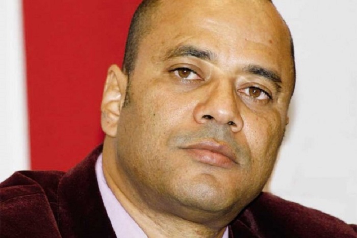 Luc Nicolaï rallie l’APR