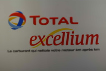 Carburant : TOTAL met sur le marché Total Excellium, un nouveau carburant additif Carburant : TOTAL met sur le marché Total Excellium, un nouveau carburant additif