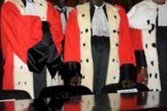 Prolongement des mandats à la Cour Suprême : le texte élargi aux Cours d’appel