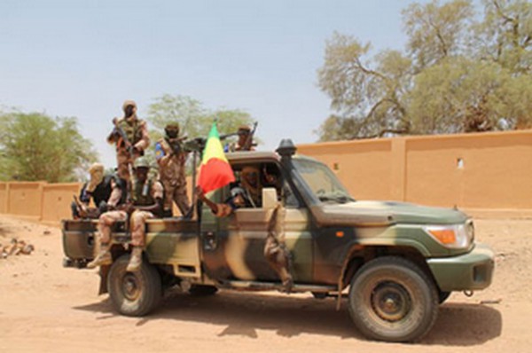 ​Municipales au Mali: cinq militaires tués dans une embuscade