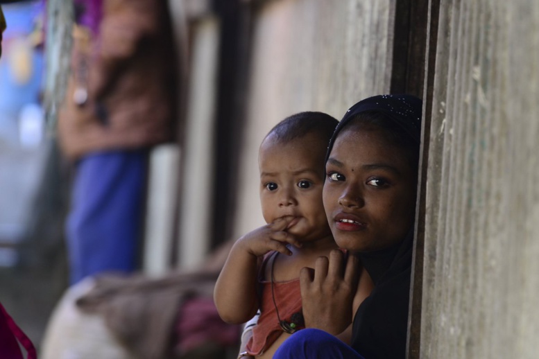 Birmanie: au moins 10.000 Rohingyas passés au Bangladesh depuis le mois dernier