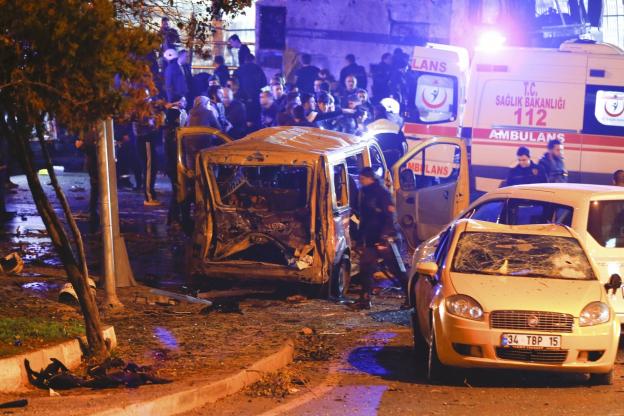 Explosion au stade du Besiktas Istanbul, au moins 20 policiers blessés
