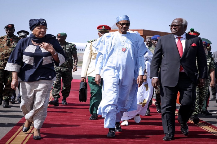 Une délégation de haut niveau de la CEDEAO en Gambie pour ramener Jammeh à la raison