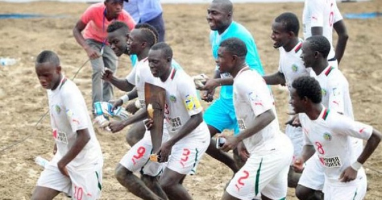 Beach soccer: 24 heures après leur sacre, les «Lions» toujours bloqués à Lagos Beach soccer: 24 heures après leur sacre, les «Lions» toujours bloqués à Lagos