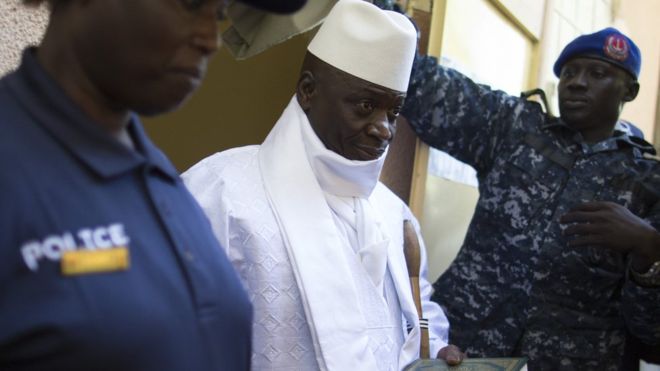Les ambassadeurs de Gambie exhortent Jammeh à se retirer du pouvoir