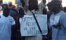 Contre leur rapatriement, des Sénégalais menacent d’assiéger l’Ambassade du Sénégal en Allemagne Contre leur rapatriement, des Sénégalais menacent d’assiéger l’Ambassade du Sénégal en Allemagne