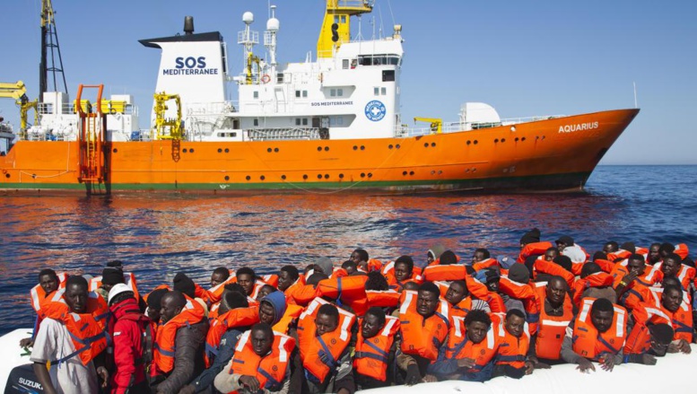 Sauvetage de migrants: «l’Aquarius» reste en mer pour Noël Sauvetage de migrants: «l’Aquarius» reste en mer pour Noël