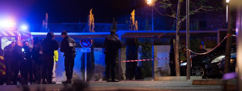 Marseille : un jeune homme de 19 ans abattu dans un bar-pizzeria, le règlement de compte privilégié Marseille : un jeune homme de 19 ans abattu dans un bar-pizzeria, le règlement de compte privilégié