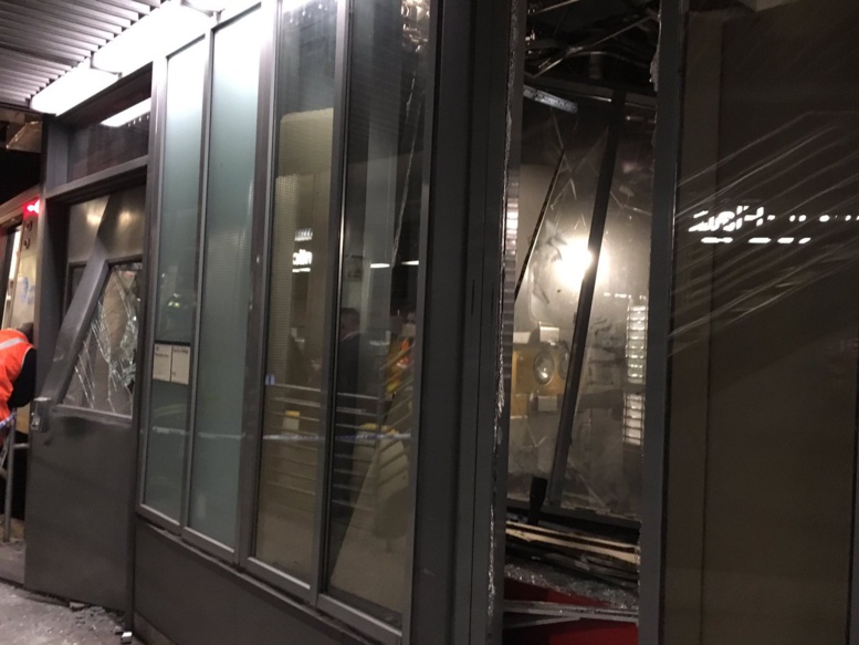 Etats-Unis : un train de banlieue déraille à New York et fait au moins 100 blessés légers