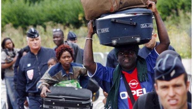 Mali : un contre-sommet pour les sans-papiers avant le sommet Afrique-France