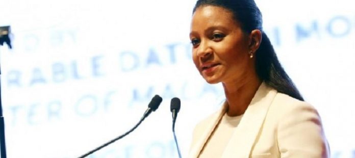 ​Gambie : la Première Dame brise le silence