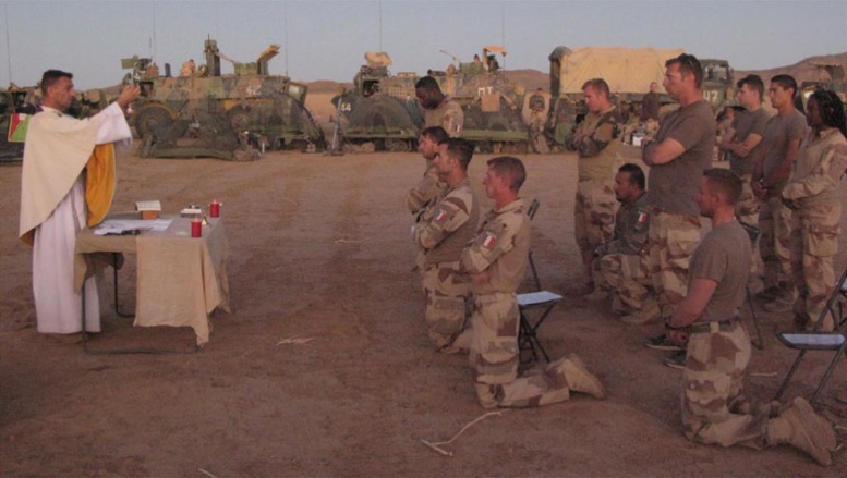 L’aumônier militaire en Opex: reportage au nord du Mali L’aumônier militaire en Opex: reportage au nord du Mali