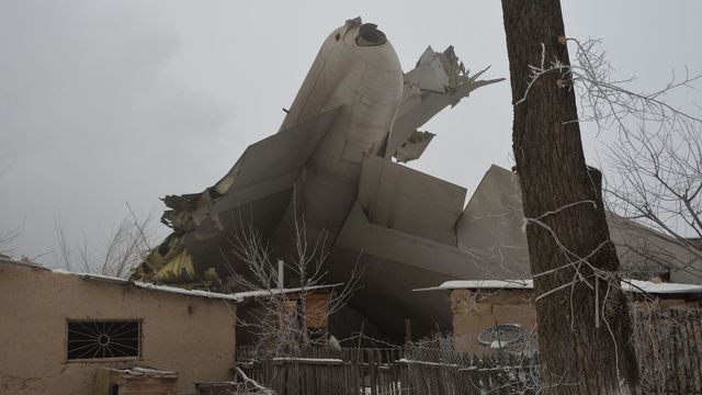 ​Kirghizstan: un avion turc s'écrase sur des maisons, 37 morts