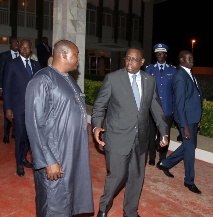 Le Président Macky Sall félicite le nouveau président de la Gambie Adama Barrow