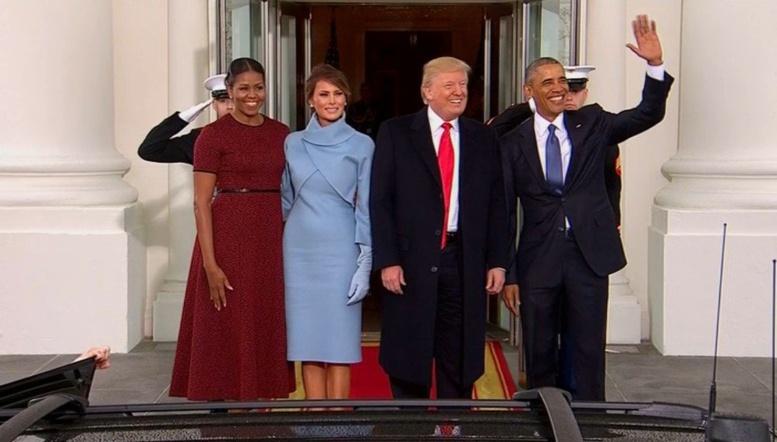 Investiture de Donald Trump: Donald et Melania sont arrivés à la Maison Blanche pour prendre le thé avec les Obama Investiture de Donald Trump: Donald et Melania sont arrivés à la Maison Blanche pour prendre le thé avec les Obama