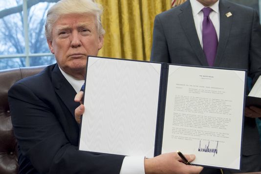 Donald Trump tire un trait sur le traité de libre-échange transpacifique