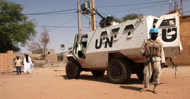 Mali: un Casque bleu tué dans une attaque au mortier