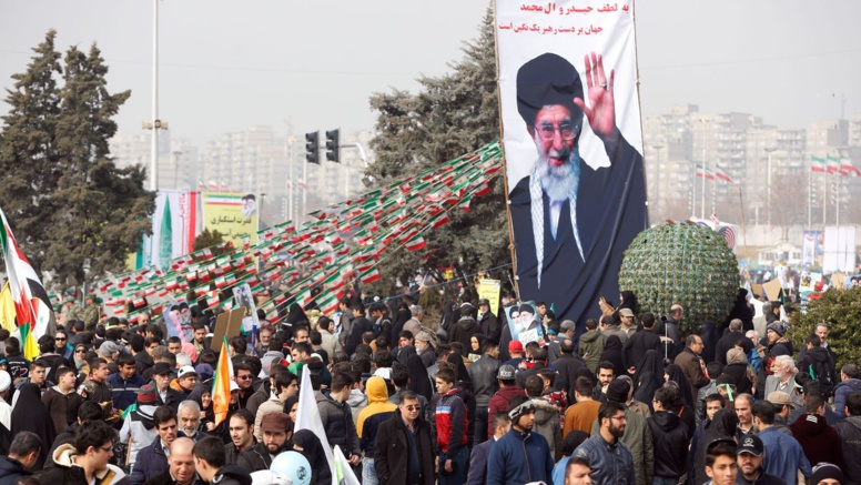 L'Iran fête sa révolution et dénonce les "menaces" de Trump