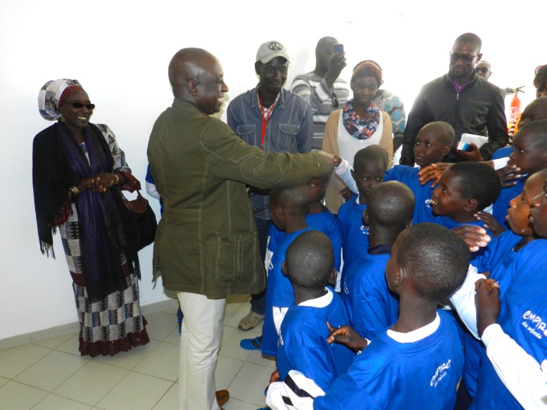 L’Empire des Enfants veut un nouveau siège : Les ADS apportent sa contribution