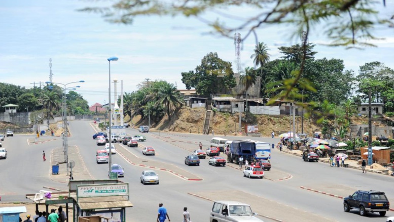 Gabon: l'opposition veut croire aux sanctions européennes contre Ali Bongo Gabon: l'opposition veut croire aux sanctions européennes contre Ali Bongo