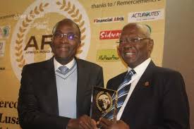 The Africa Road Builders: Babacar Ndiaye ancien président de la BAD honoré