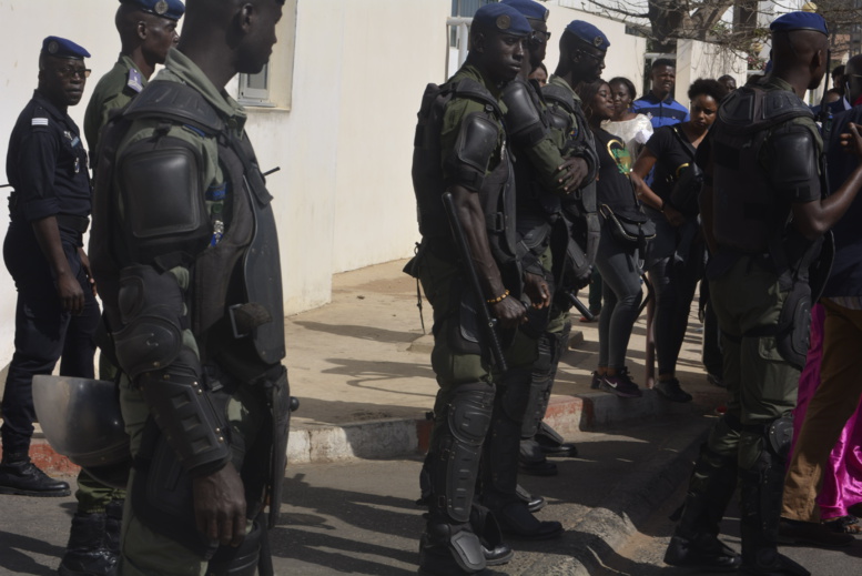 Direct du tribunal : le dispositif impressionnant des forces de sécurité Direct du tribunal : le dispositif impressionnant des forces de sécurité