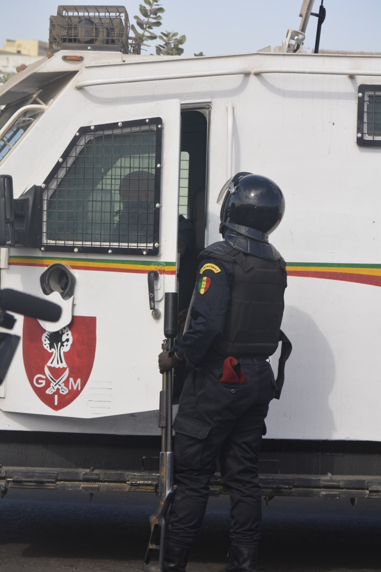 En direct du Palais de Justice : Arrivée de Khalifa Sall en images @IbraGuindo En direct du Palais de Justice : Arrivée de Khalifa Sall en images @IbraGuindo