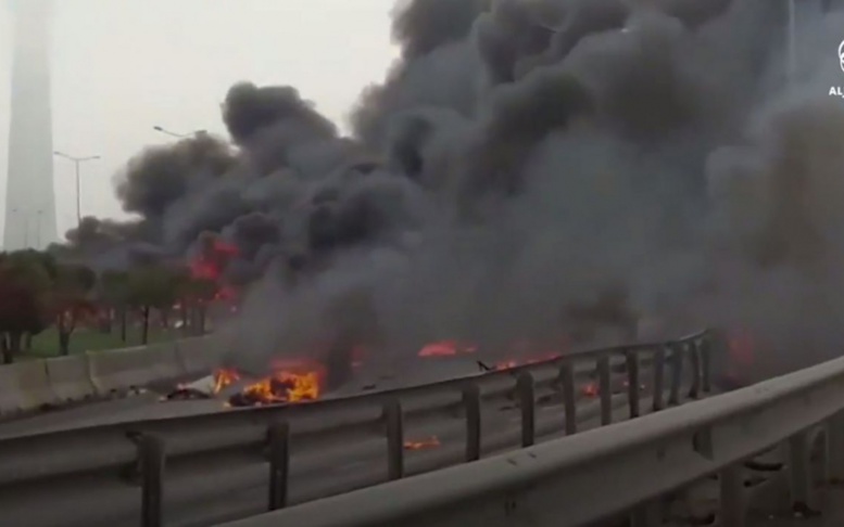 Turquie : un hélicoptère s'écrase à Istanbul, 5 morts dont des Russes Turquie : un hélicoptère s'écrase à Istanbul, 5 morts dont des Russes