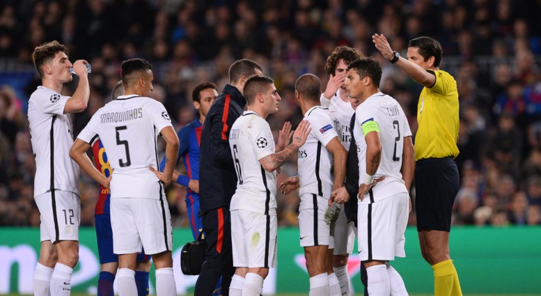 Une lettre du PSG envoyée à l'UEFA pour se plaindre de l'arbitrage face au Barça ? Une lettre du PSG envoyée à l'UEFA pour se plaindre de l'arbitrage face au Barça ?