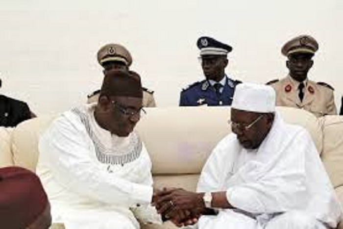 TIVAOUANE : Le président Macky Sall est arrivé à la cérémonie religieuse suite au rappel à Dieu de Al Makhtoum