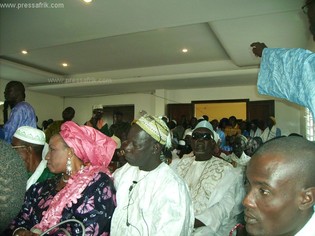 Rencontre avec les Imams et notables: les députés humiliés à Gédiawaye