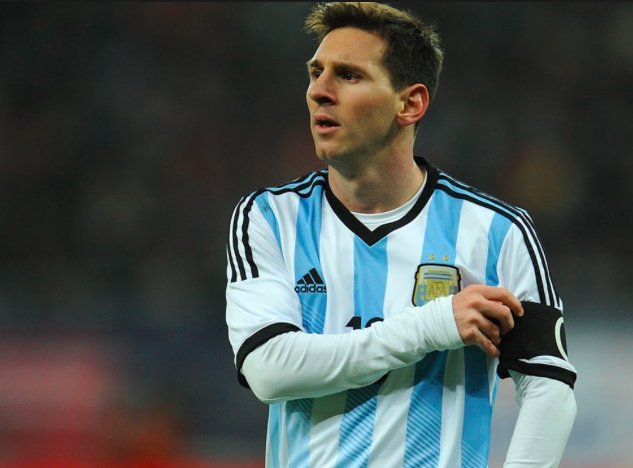 Football: Lionel Messi suspendu quatre matches avec l'Argentine (Fifa)